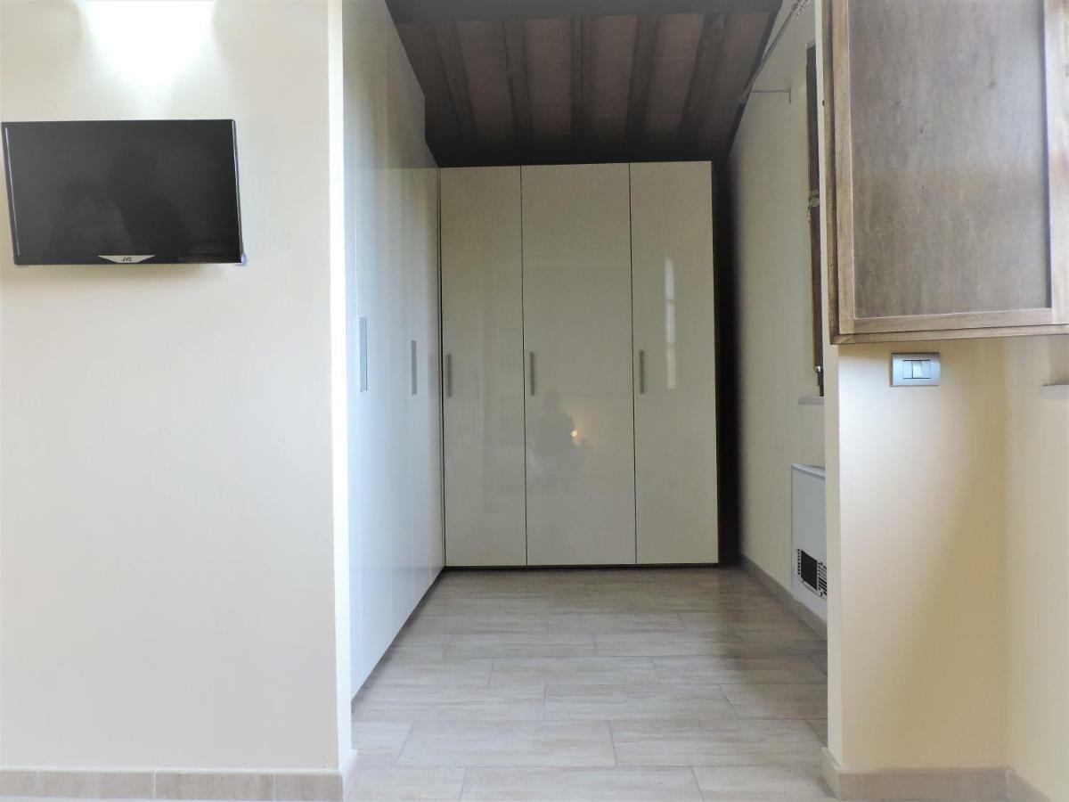 Hostal L'Aia Di Argia Ponte a Tressa Exterior foto