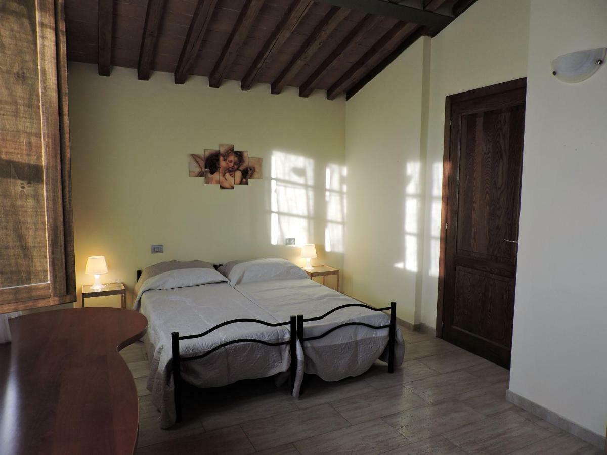 Hostal L'Aia Di Argia Ponte a Tressa Exterior foto