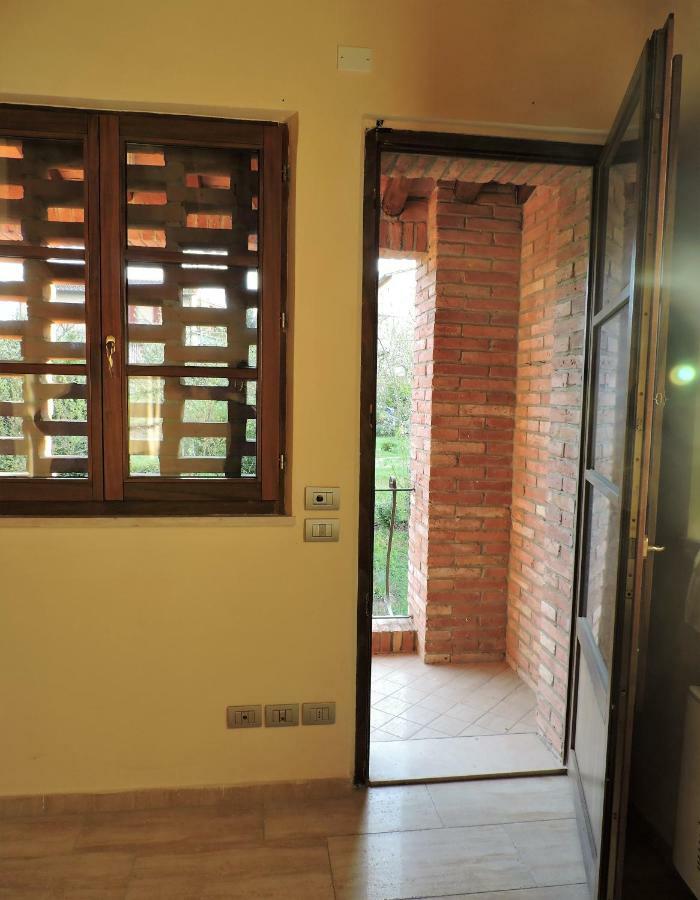 Hostal L'Aia Di Argia Ponte a Tressa Exterior foto