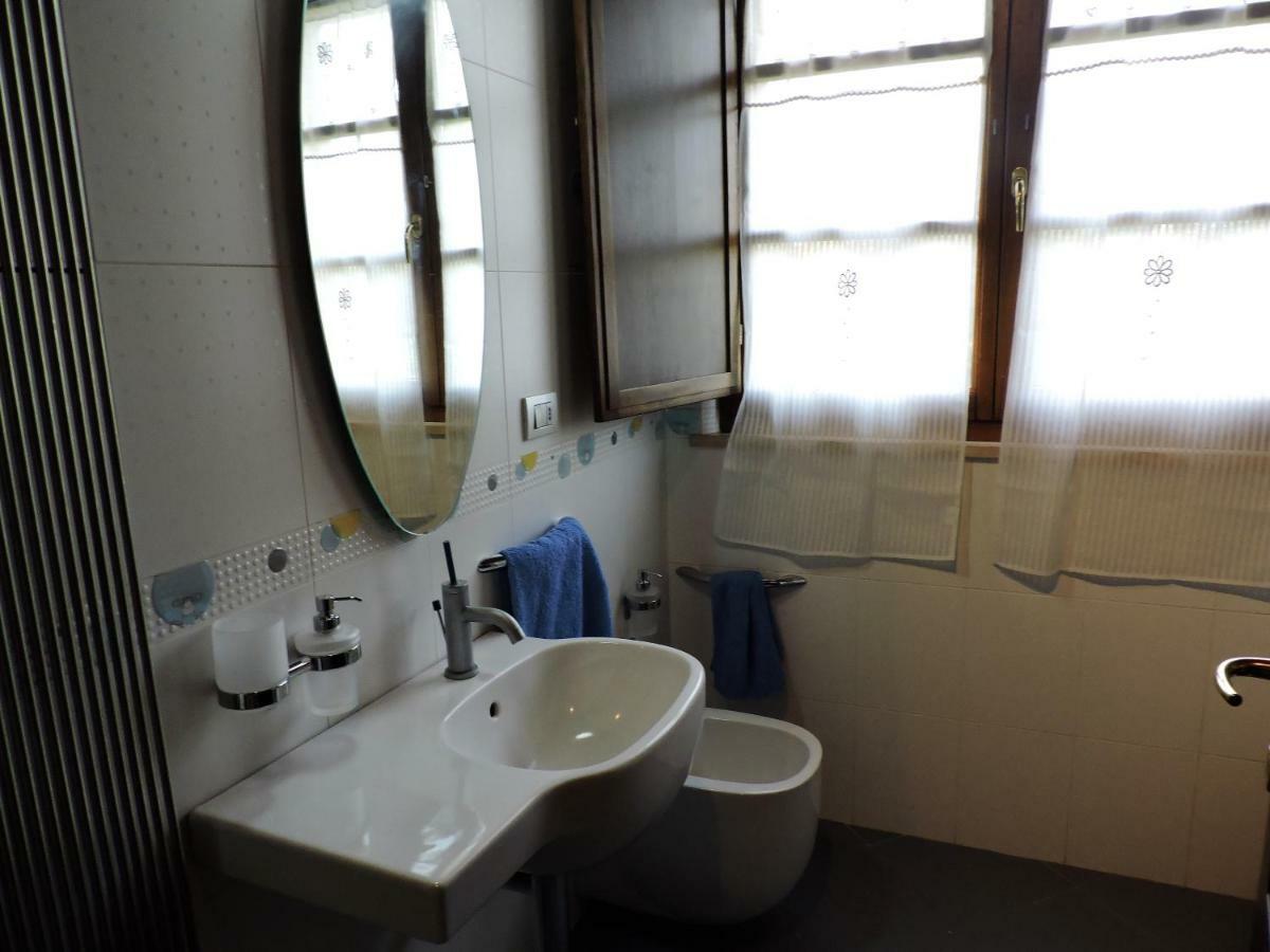 Hostal L'Aia Di Argia Ponte a Tressa Exterior foto